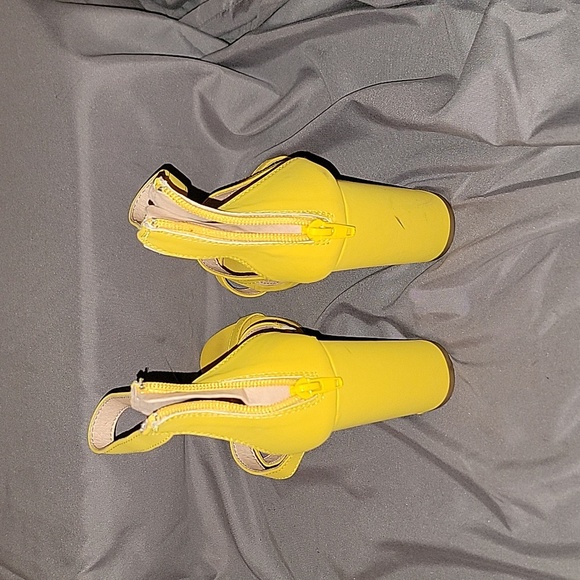 (J4) Unknown brand size 9 - Picture 3 of 5